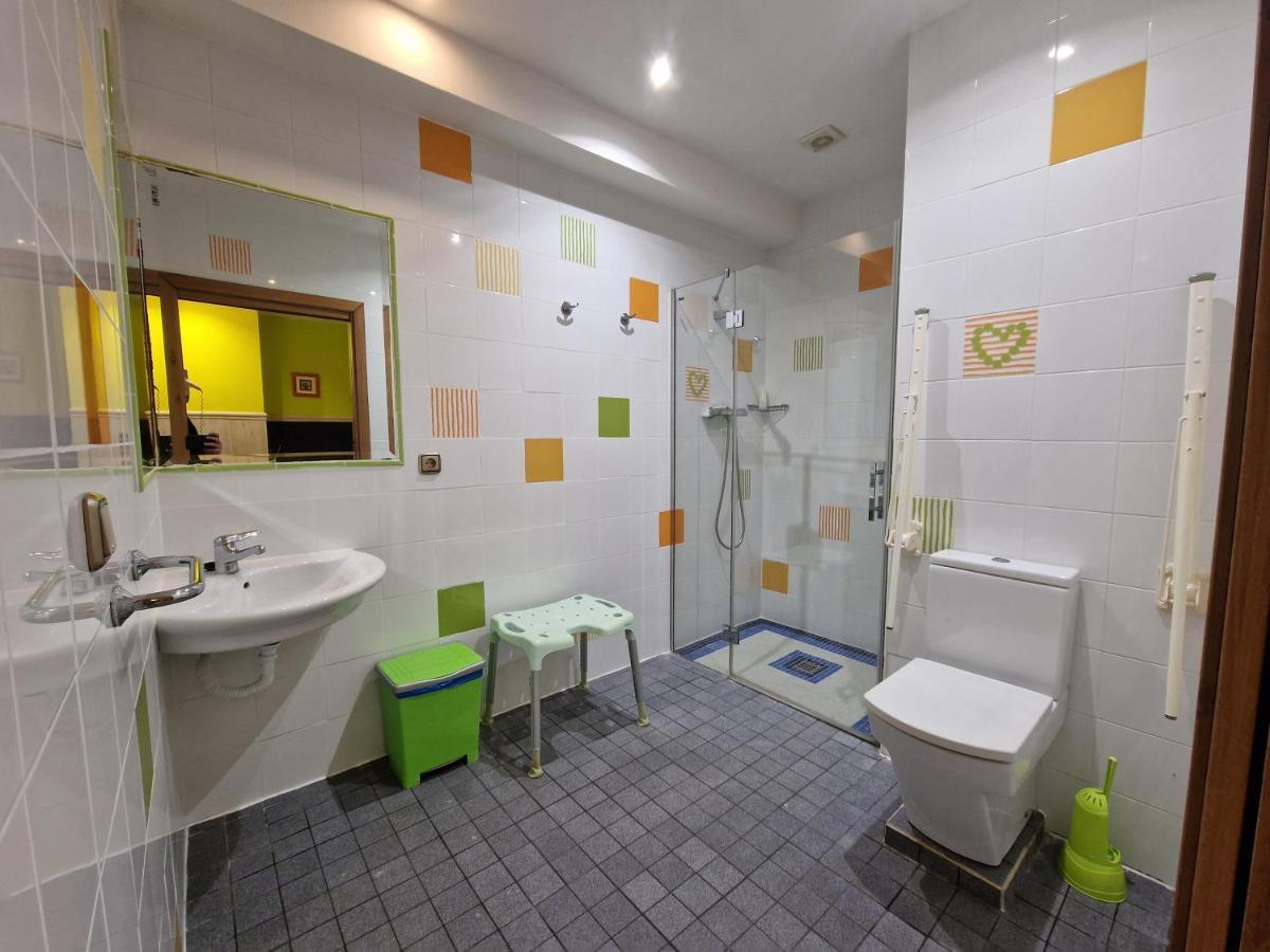 Pension Izar Bat Guesthouse Saint-Sébastien Extérieur photo