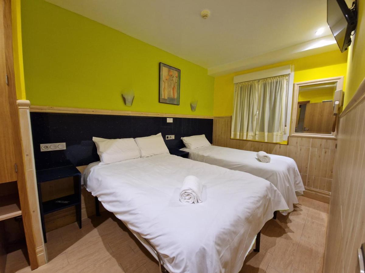 Pension Izar Bat Guesthouse Saint-Sébastien Extérieur photo
